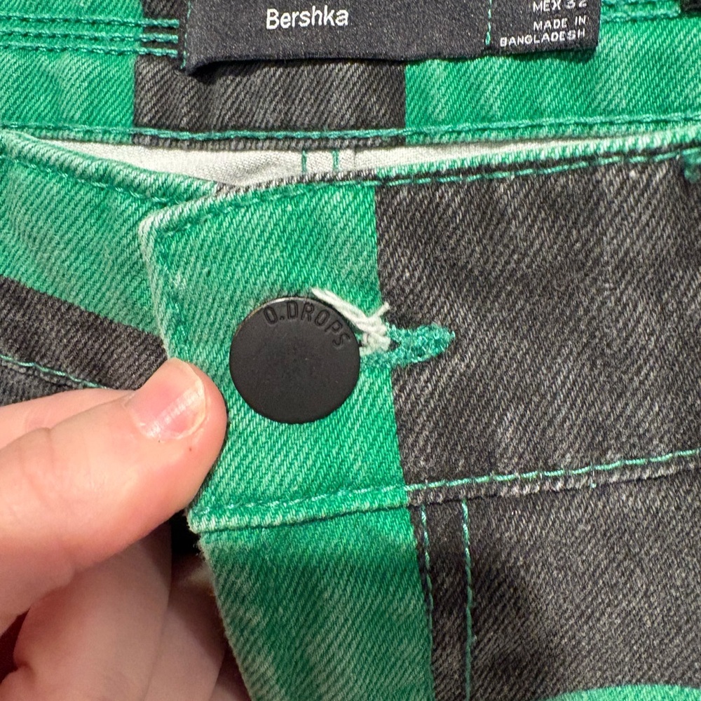 Bershka Green and Black Checker Jeans - Picture 4 of 10